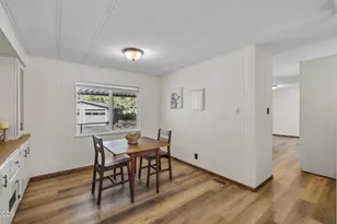60992 Springcrest Dr, Bend, OR 97702 - Photo 8