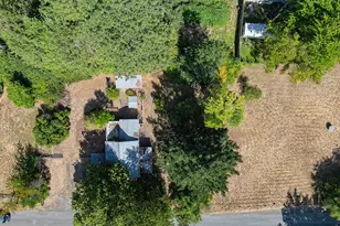 149 Peckerwood Ln, Grants Pass, OR 97527 - Photo 8
