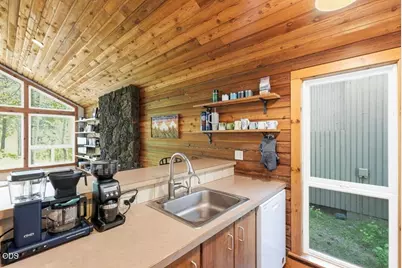 13569 Valerian #AH3, Black Butte Ranch, OR 97759 - Photo 14