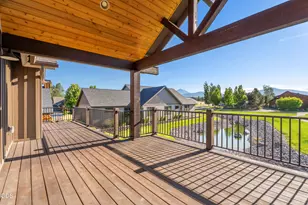 751 S Redwood St, Sisters, OR 97759 - Photo 42