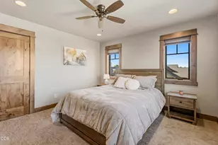 751 S Redwood St, Sisters, OR 97759 - Photo 52