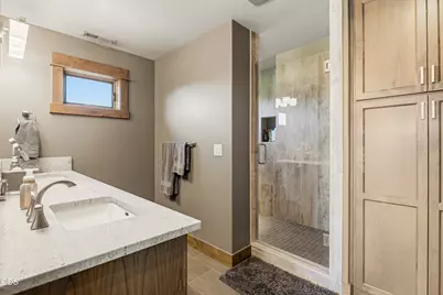 751 S Redwood Street, Sisters, OR 97759 - Photo 46