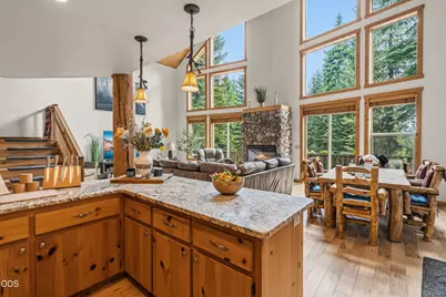 7608 Skycrest Drive, Klamath Falls, OR 97601 - Photo 10