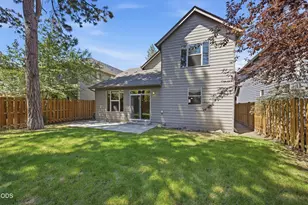 19757 Clarion Ave, Bend, OR 97702 - Photo 18