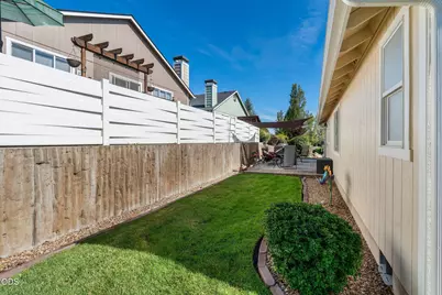 3633 SW 29th Street, Redmond, OR 97756 - Photo 8