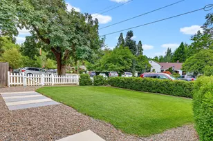 135 S 3rd St, Jacksonville, OR 97530 - Photo 58