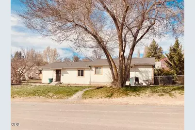 925 Fulton Street, Klamath Falls, OR 97601 - Photo 1