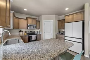 774 N Reed St, Sisters, OR 97759 - Photo 16