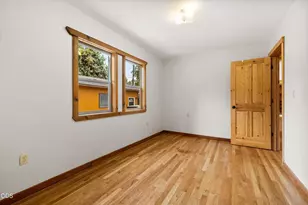606 NE 9th St, Bend, OR 97701 - Photo 28