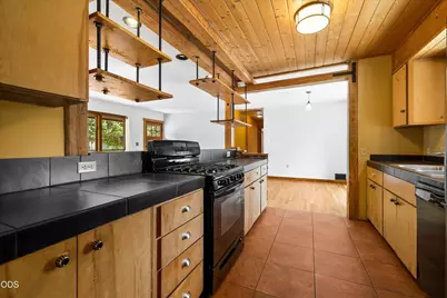 606 NE 9th Street, Bend, OR 97701 - Photo 24