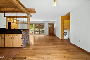 606 NE 9th St, Bend, OR 97701 - Photo 8