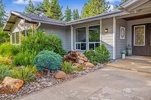 3665 Pine Tree Dr, Klamath Falls, OR 97603 - Photo 2