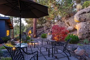 19077 Mount McLoughlin Ln, Bend, OR 97703 - Photo 54