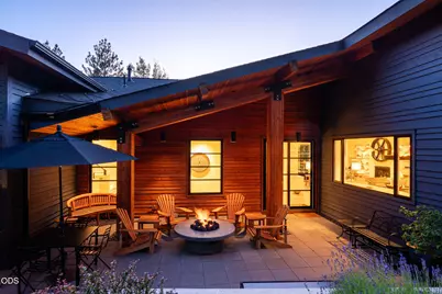 19077 Mount McLoughlin Lane, Bend, OR 97703 - Photo 52