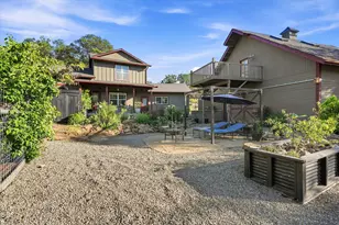 101 Rocky Knoll Ln, Jacksonville, OR 97530 - Photo 44