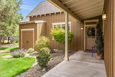 320 Split Rail Lane, Redmond, OR 97756 - Photo 2
