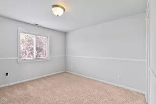 691 Buck Point St, Central Point, OR 97502 - Photo 24