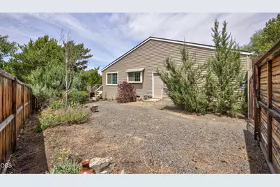 61145 Ladera Road, Bend, OR 97702 - Photo 6
