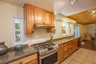 886 Palmer Rd, Ashland, OR 97520 - Photo 12