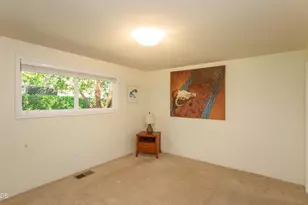 886 Palmer Rd, Ashland, OR 97520 - Photo 14
