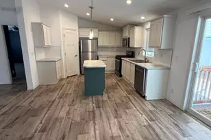 300 Luman Rd, Phoenix, OR 97535 - Photo 4