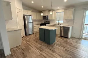300 Luman Rd, Phoenix, OR 97535 - Photo 6