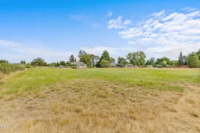 2622 Eric Avenue, Central Point, OR 97502 - Photo 64