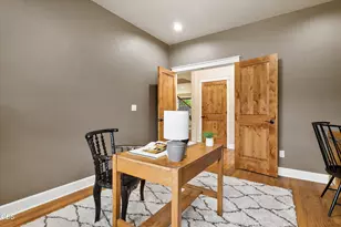 20158 Stonegate Dr, Bend, OR 97702 - Photo 18