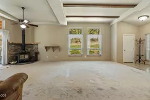41948 Corbell Dr, Chiloquin, OR 97624 - Photo 16
