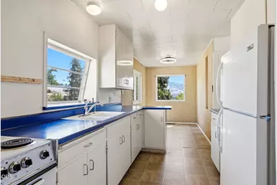595 Monroe Street, Ashland, OR 97520 - Photo 16