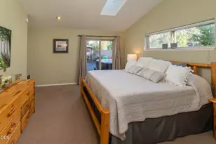 18035 Maury Mountain Ln, Sunriver, OR 97707 - Photo 28