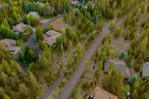 18035 Maury Mountain Ln, Sunriver, OR 97707 - Photo 42
