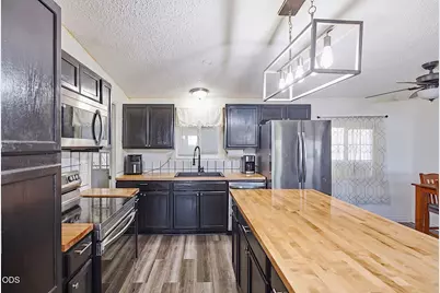 1661 Darin Drive, Grants Pass, OR 97527 - Photo 8