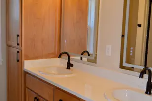 185 SW Rock Gulch Rd, Grants Pass, OR 97527 - Photo 16