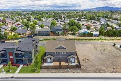 1214 SW 27th Street, Redmond, OR 97756 - Photo 32