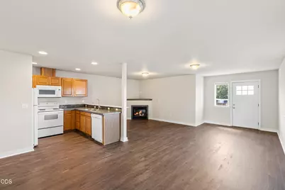 1214 SW 27th Street, Redmond, OR 97756 - Photo 6