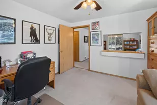 52635 Howard Ln, La Pine, OR 97739 - Photo 12