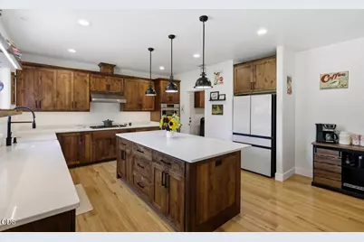 1609 Pacific Lane, Phoenix, OR 97535 - Photo 16