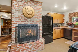 2502 Dellwood, Medford, OR 97504 - Photo 8