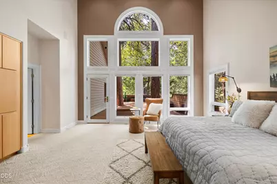 60726 Golf Village Loop, Bend, OR 97702 - Photo 22