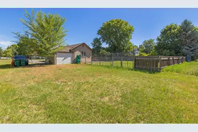 4038 Sturdivant Avenue, Klamath Falls, OR 97603 - Photo 24