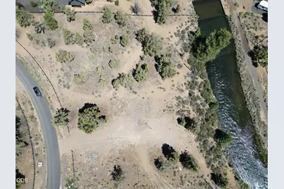 21195 Scottsdale Drive, Bend, OR 97701 - Photo 6