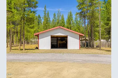 136508 Jug Drive, Crescent, OR 97733 - Photo 2