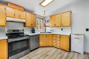 6310 Happy Hollow Ln, Bonanza, OR 97623 - Photo 12