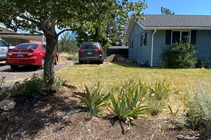 1855 Lakeview Ave, Klamath Falls, OR 97601 - Photo 6
