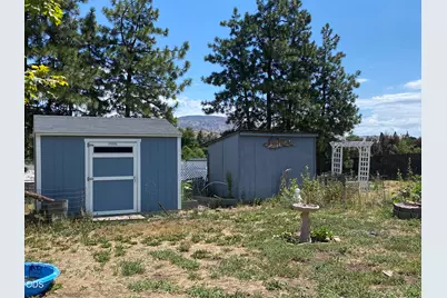 1855 Lakeview Avenue, Klamath Falls, OR 97601 - Photo 38