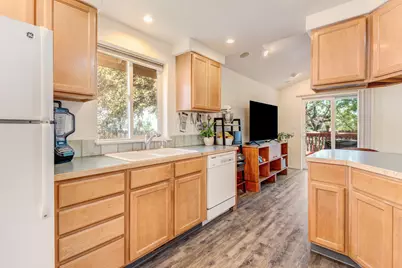 2770 NE Faith Drive, Bend, OR 97701 - Photo 10