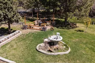 20873 SE Greenmont Dr, Bend, OR 97702 - Photo 62