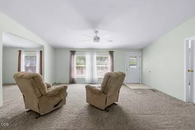 537 Thompson Creek Road #UNIT 25, Applegate, OR 97530 - Photo 6