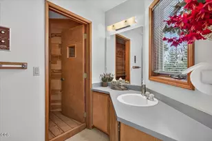 229 Mariposa Terrace, Medford, OR 97504 - Photo 80